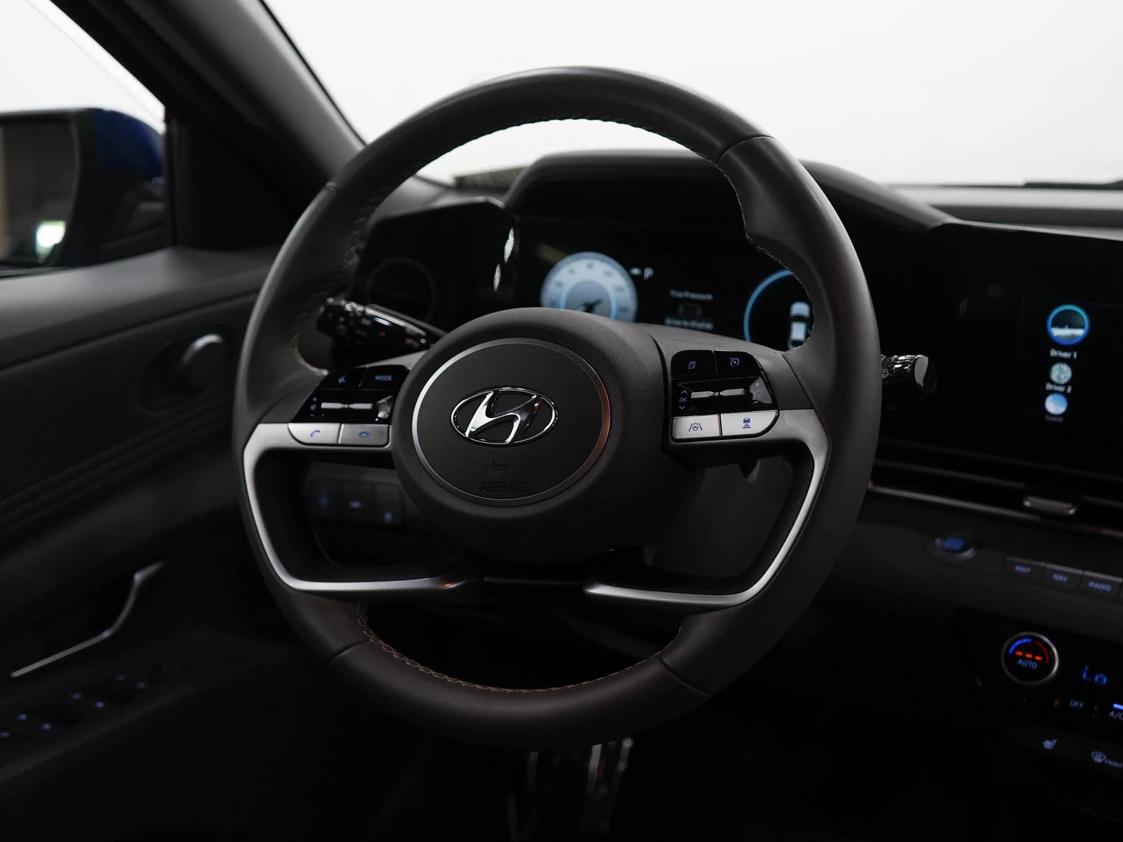 Used 2023 Intense Blue Hyundai SEL image 14