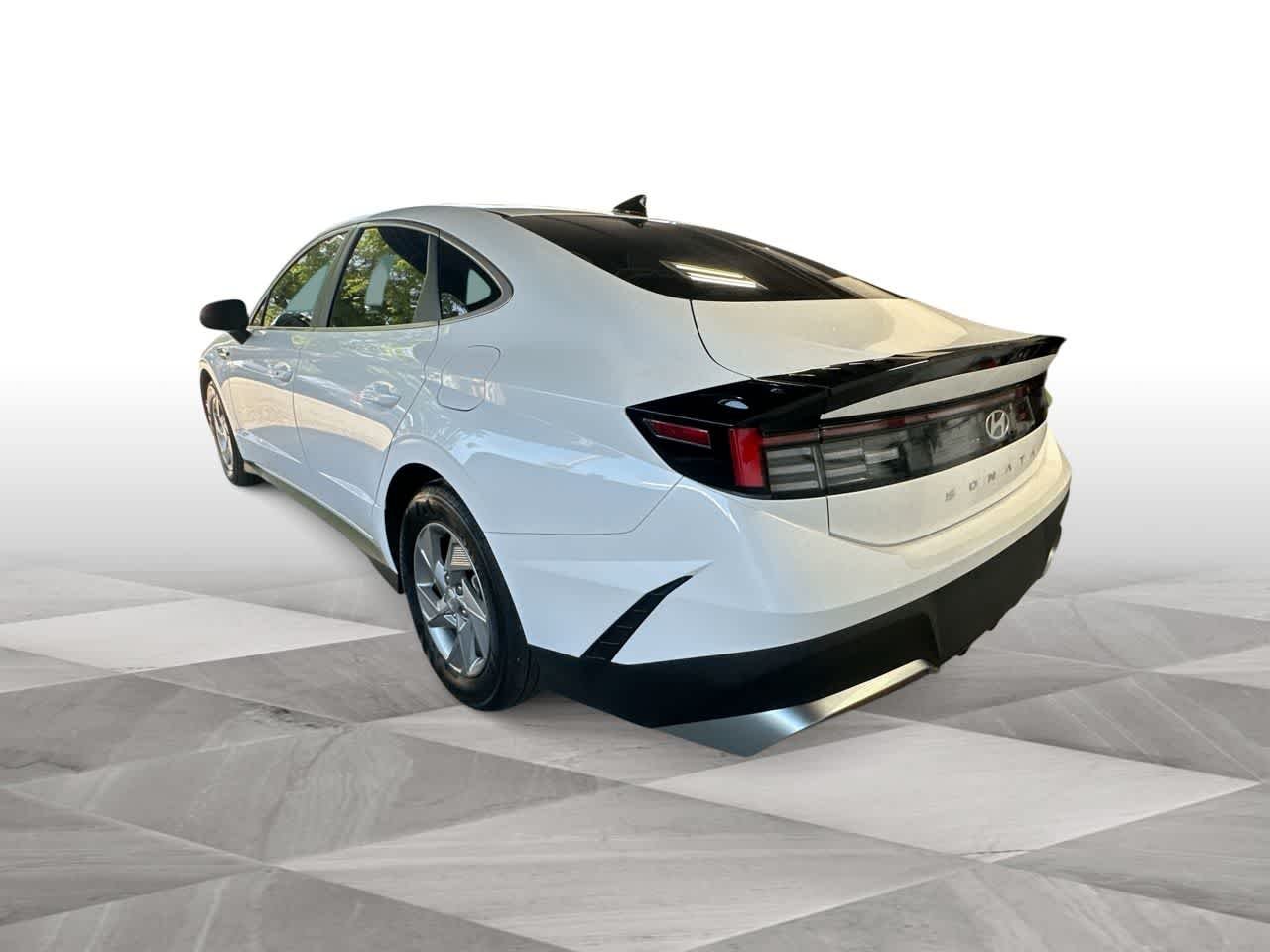 2025 Hyundai Sonata SE - Photo 6