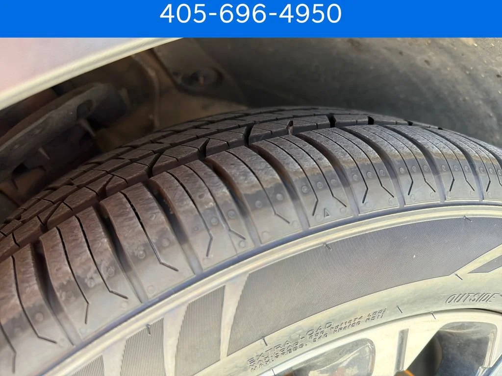 Pre-Owned 2019 Kia Sportage EX