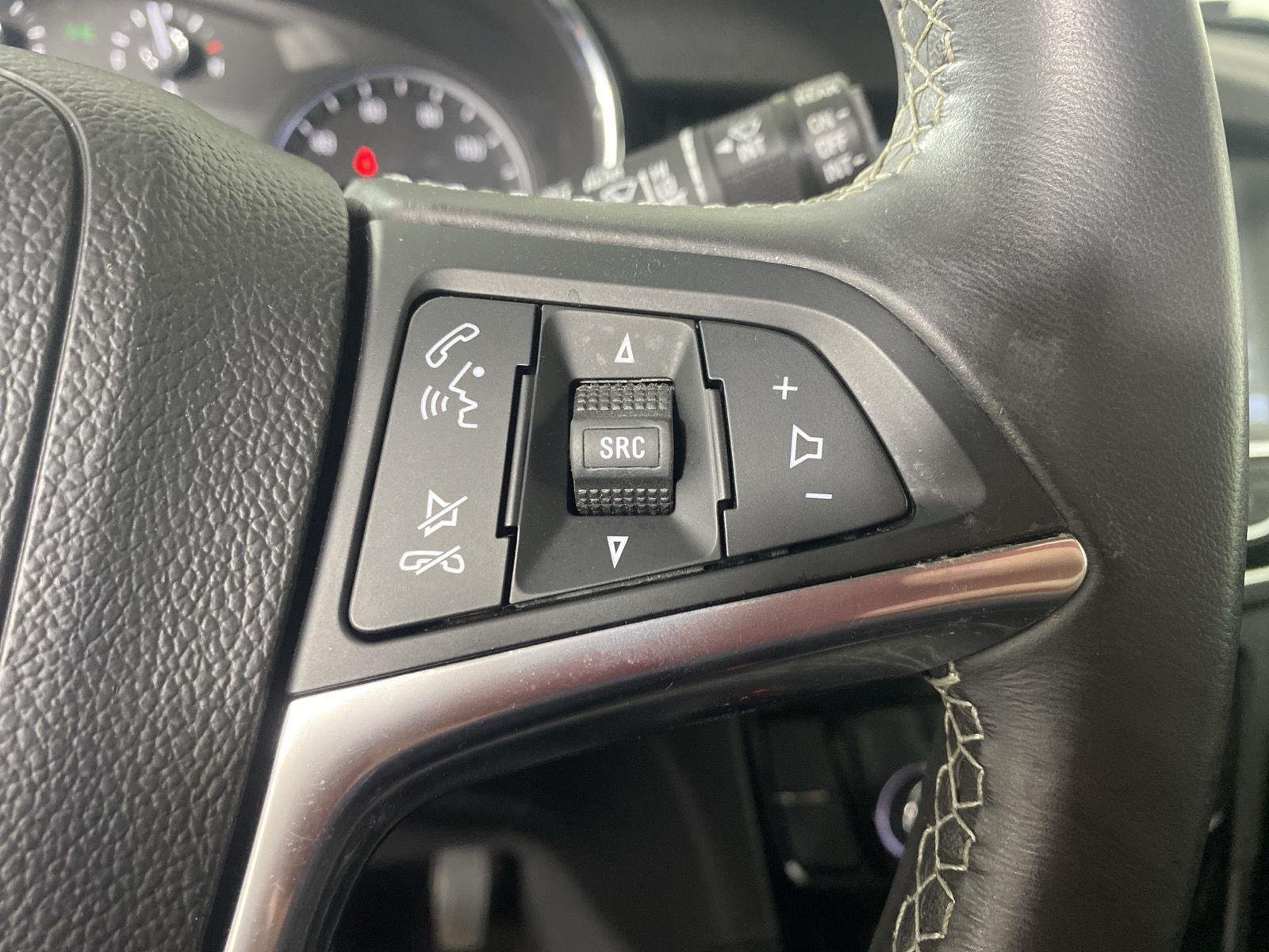 Used 2020 Ebony Twilight Metallic Buick Preferred image 15