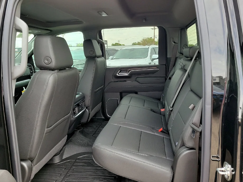 2026 GMC Sierra 2500HD SLT - Photo 16