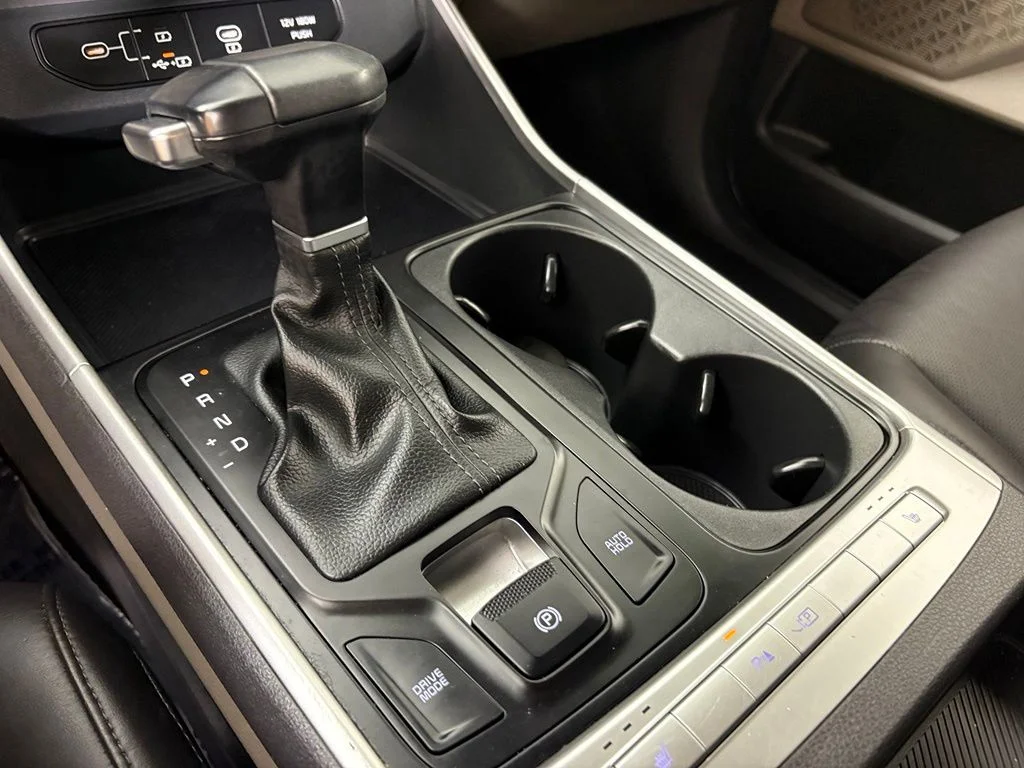 Used 2025 Gray Kia LXS image 34