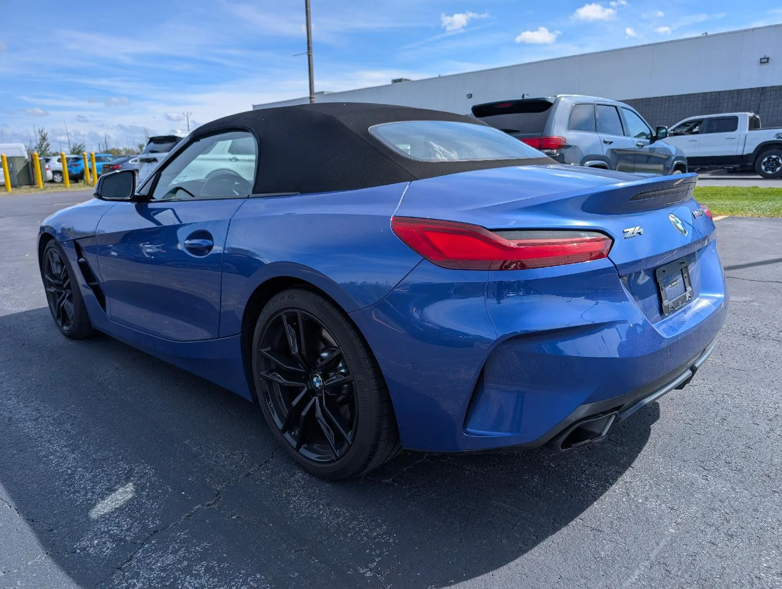 Used 2025 Portimao Blue Metallic BMW M40i image 7