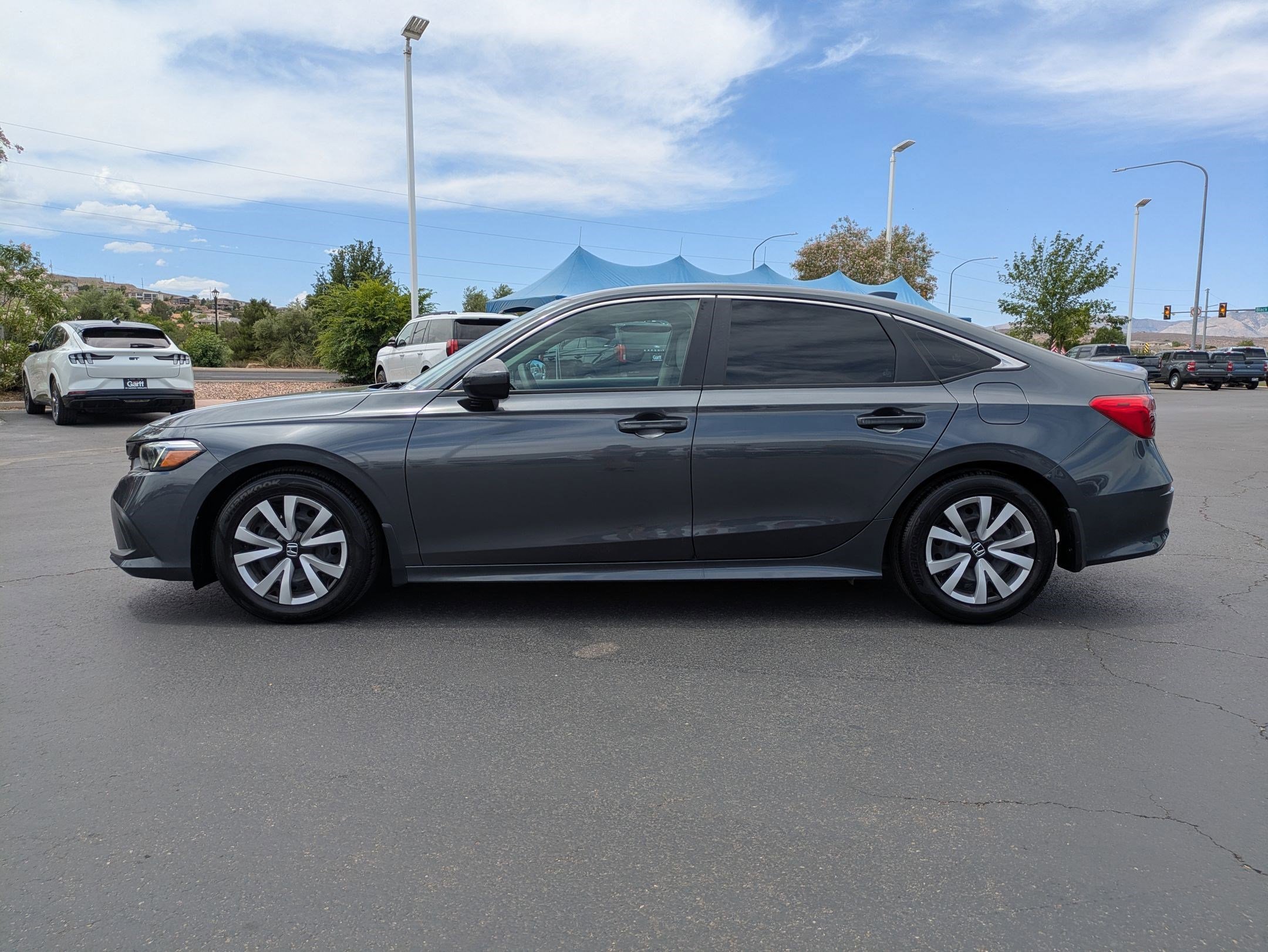 Used 2024 Gray Metallic Honda LX image 6