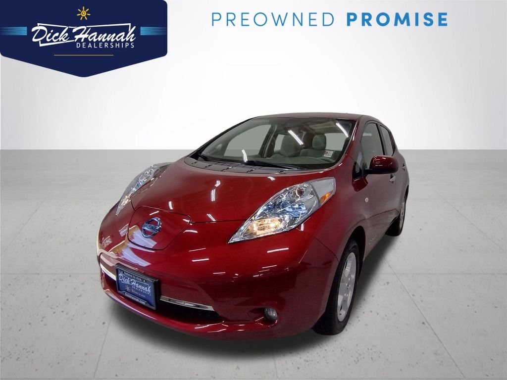2011 Nissan LEAF SL