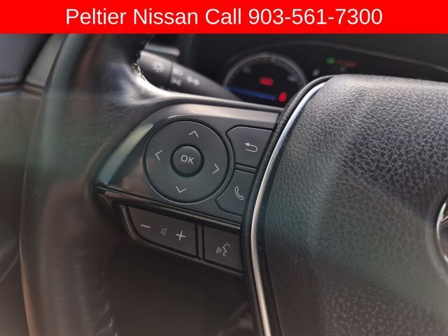 Used 2021 White Toyota XLE image 29