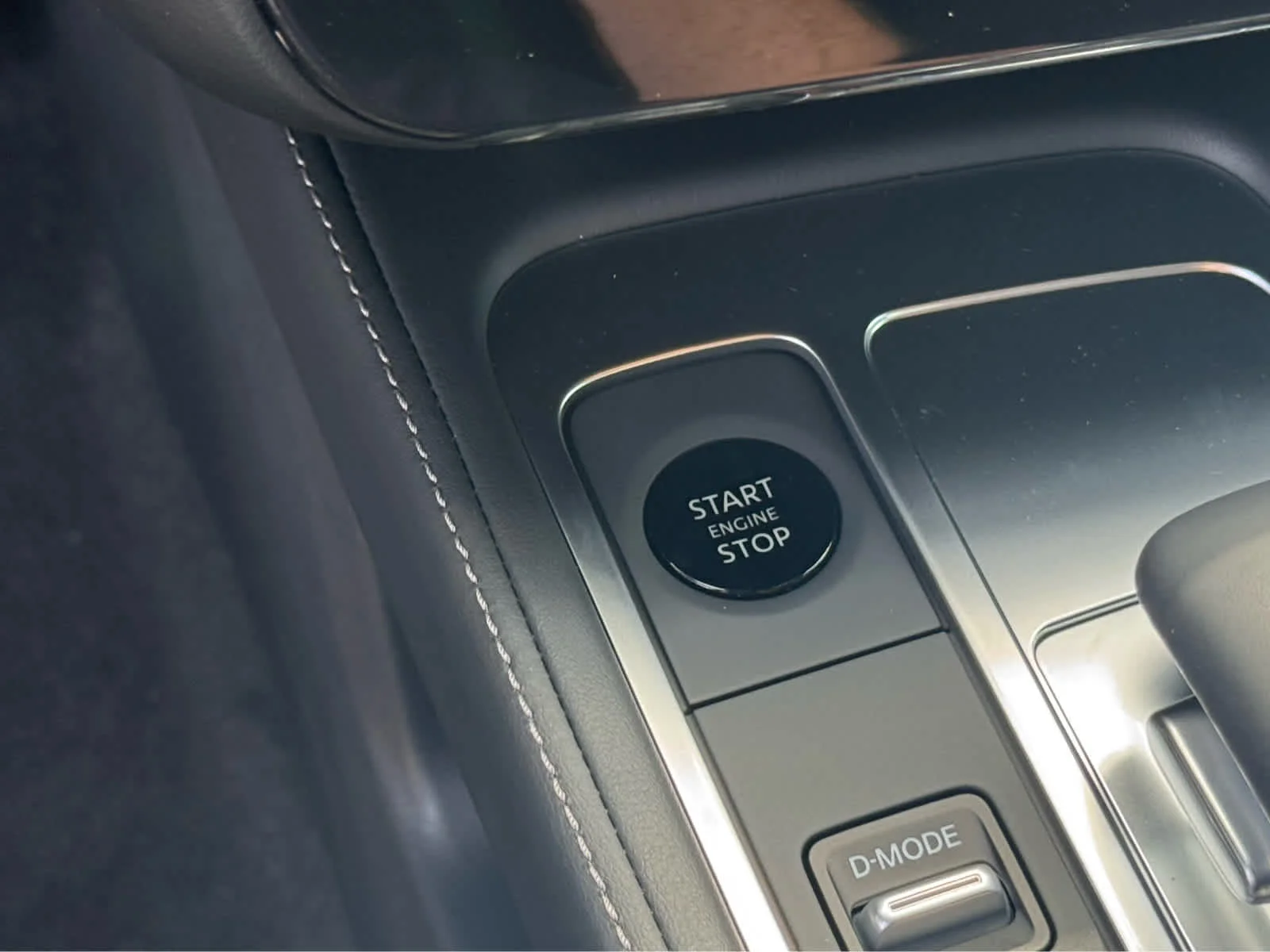 New 2027 2T GRPT SHDW INFINITI Sport AWD image 15