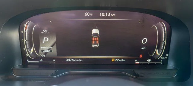 Used 2023 Red INFINITI Sensory image 32