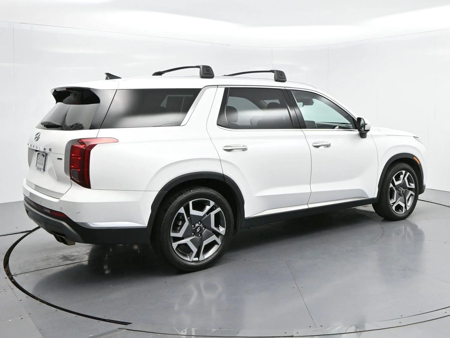 Used 2023 Hyper White Hyundai Limited image 7