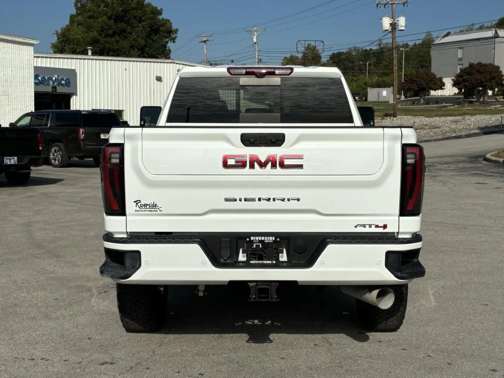 Used 2024 Summit White GMC AT4 image 8