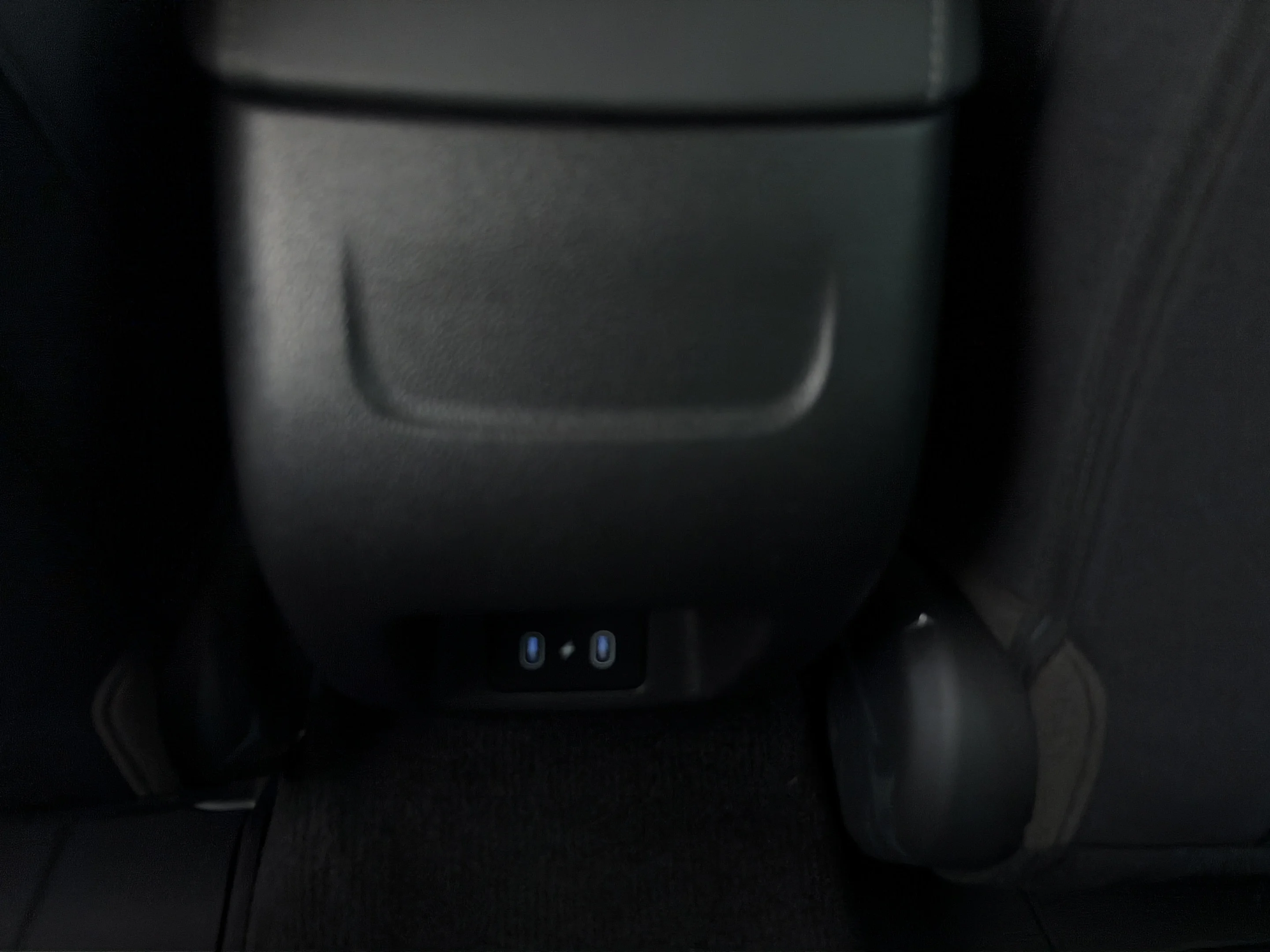 Used 2025 Carbon Blue Hyundai SE image 11