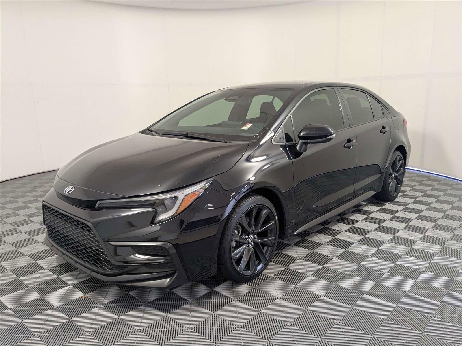 Certified Used 2024 Midnight Black Metallic Toyota SE image 2