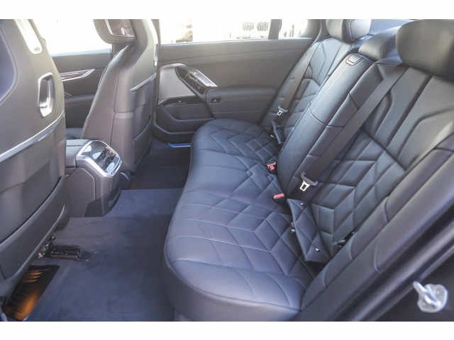 Used 2026 Frozen Deep Grey BMW 760i xDrive image 15