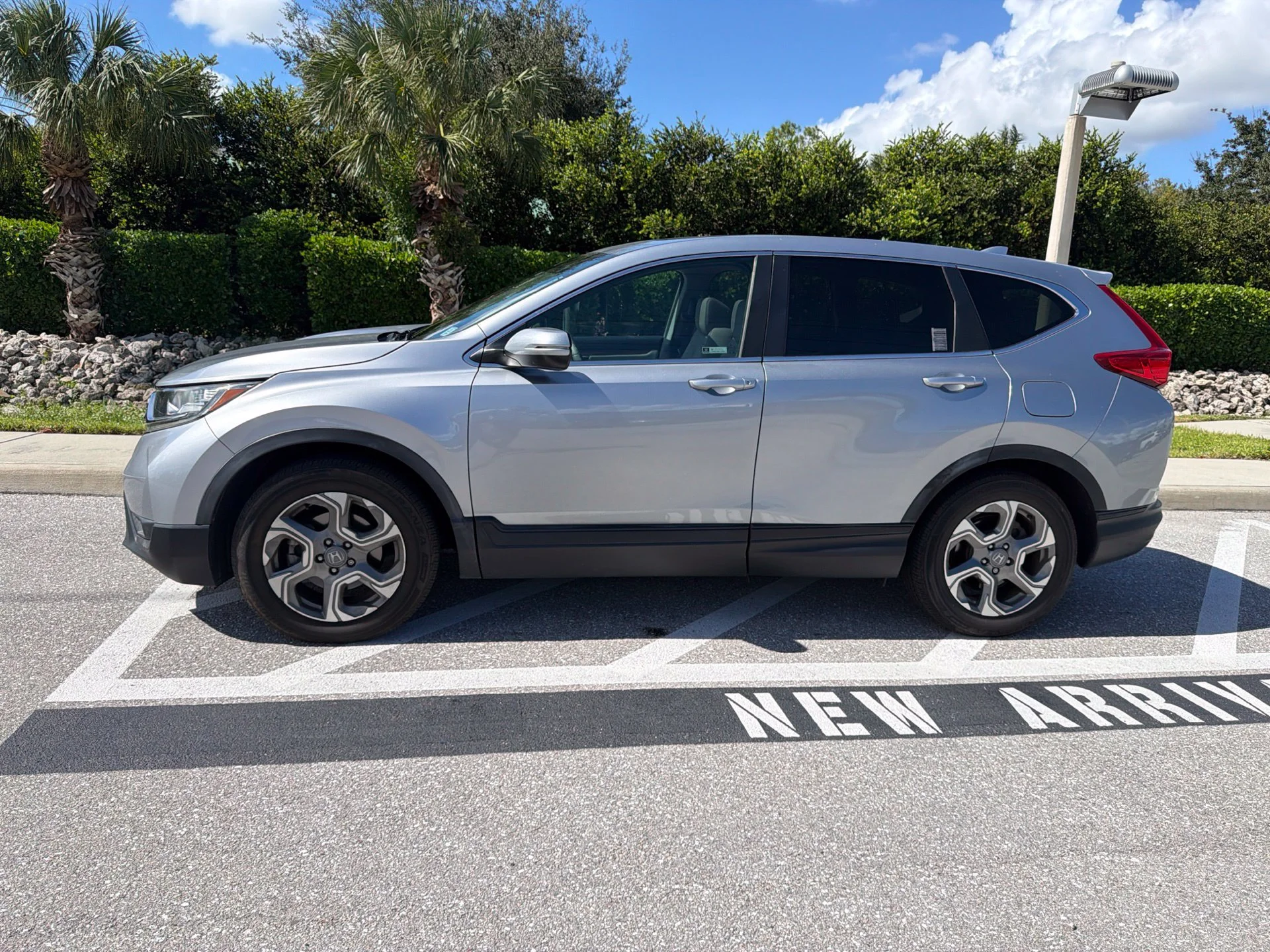 Used 2019 Lunar Silver Metallic Honda EX-L image 6