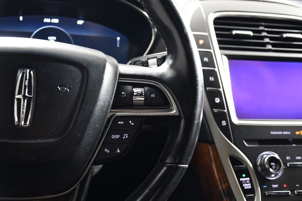 Used 2020 Infinite Black Lincoln Reserve image 29