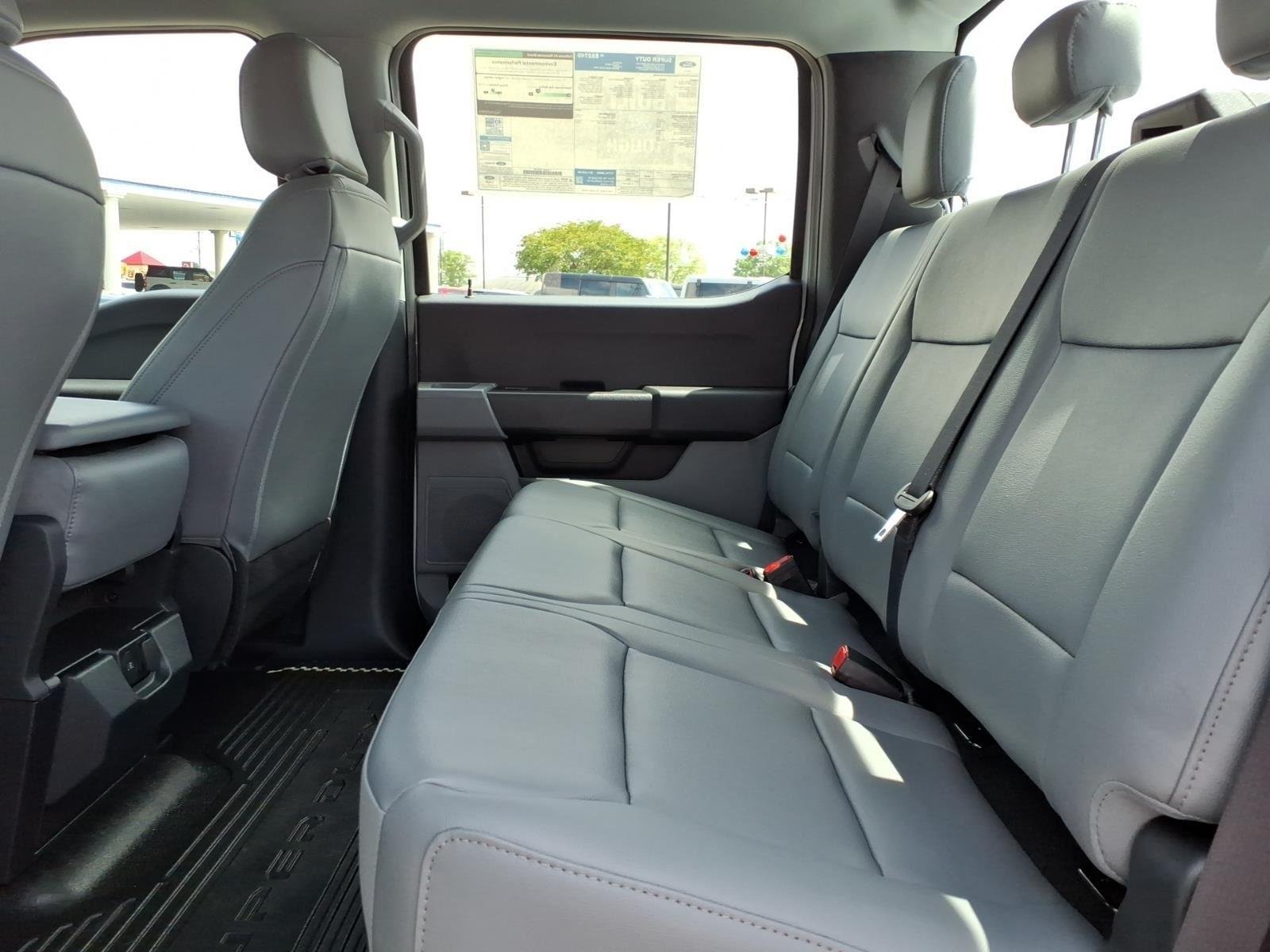 New 2026 Oxford White Ford F-350® XL image 22