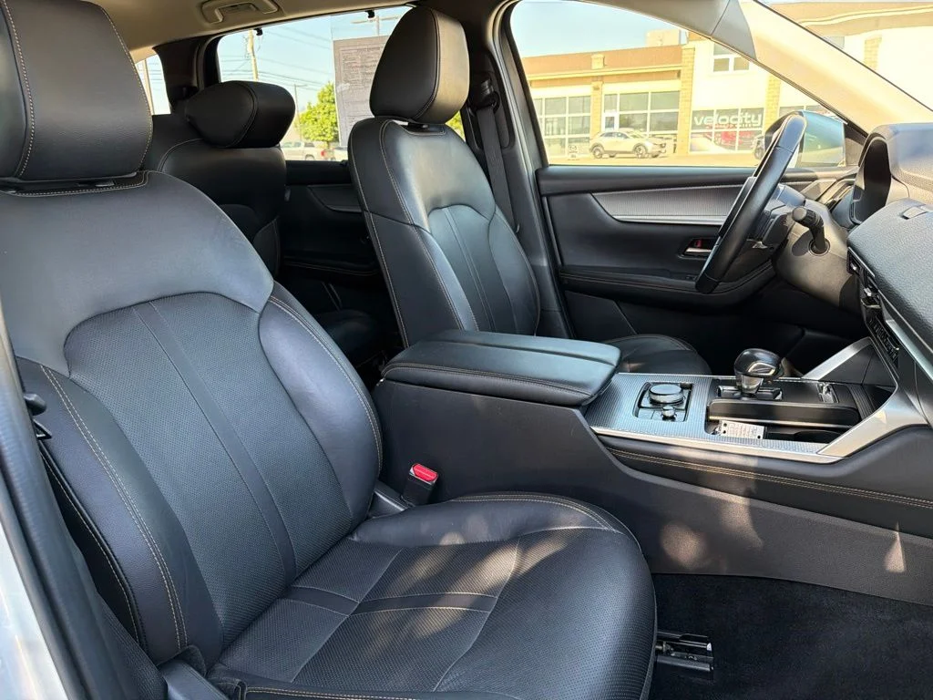 Used 2024 Silver Mazda 3.3 Turbo Premium image 17