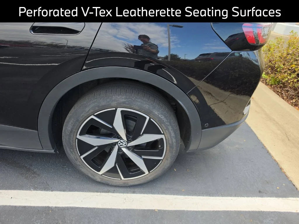 Certified Used 2023 Black Volkswagen Pro S image 10