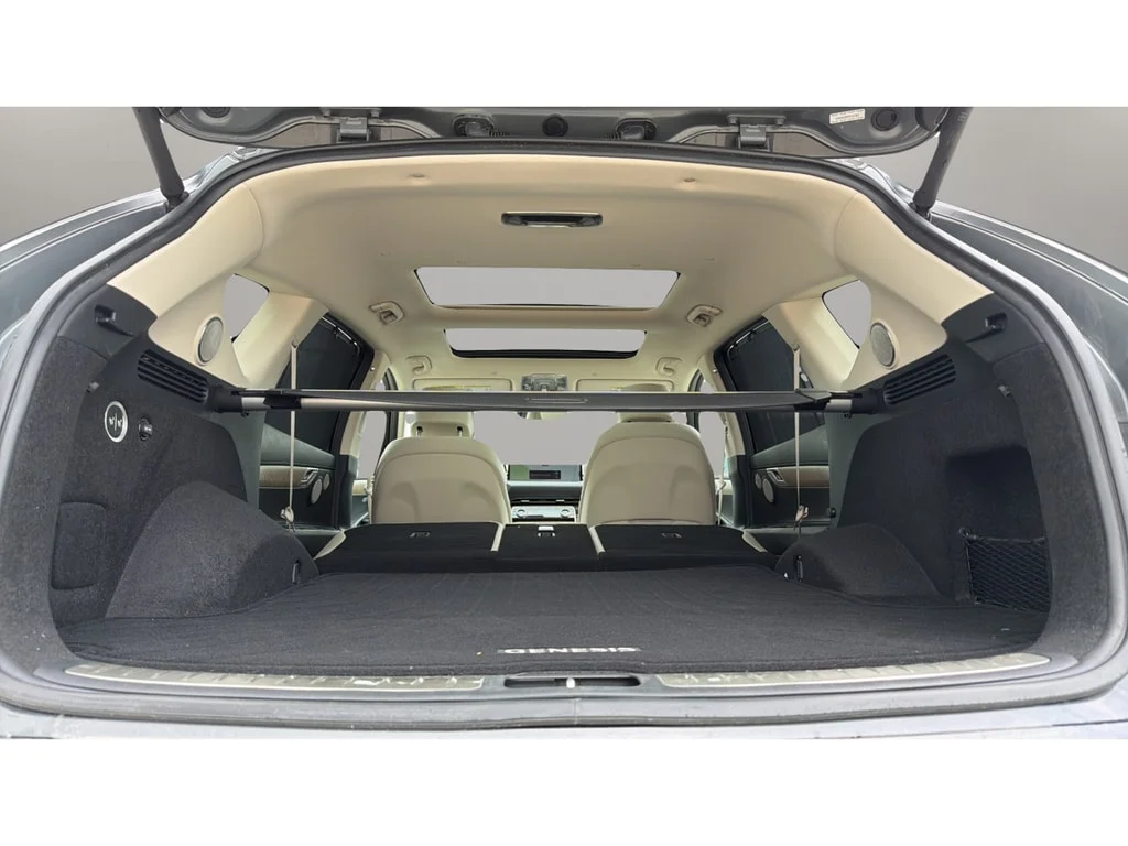 Used 2023 Himalayan Gray Genesis 2.5T image 13