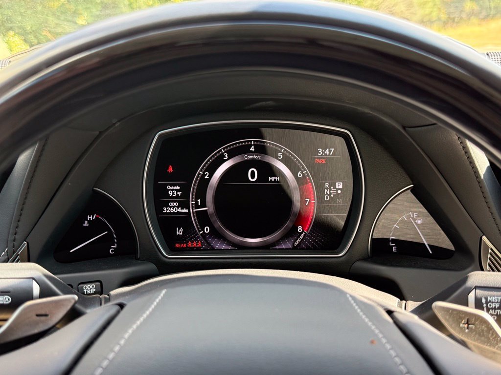 Used 2023 White Lexus 500 image 27