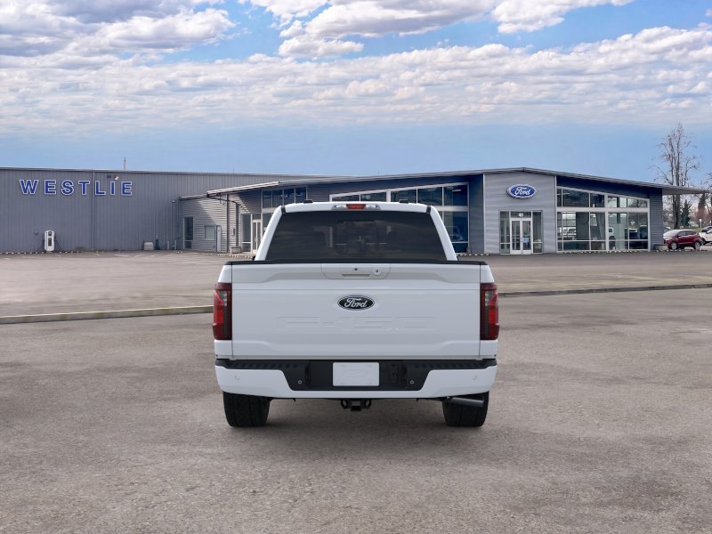 New 2026 Oxford White Ford XLT image 27