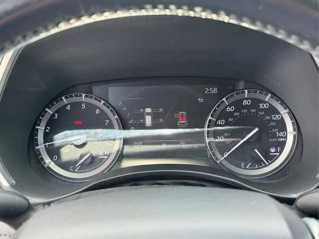 Used 2020 Blue Toyota XLE image 21