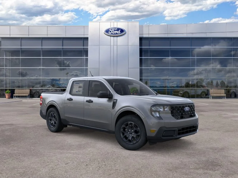 New 2026 Carbonized Gray Metallic Ford XLT image 7
