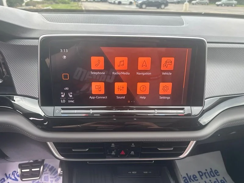 New 2026 Gray Volkswagen 2.0T Peak Edition image 38