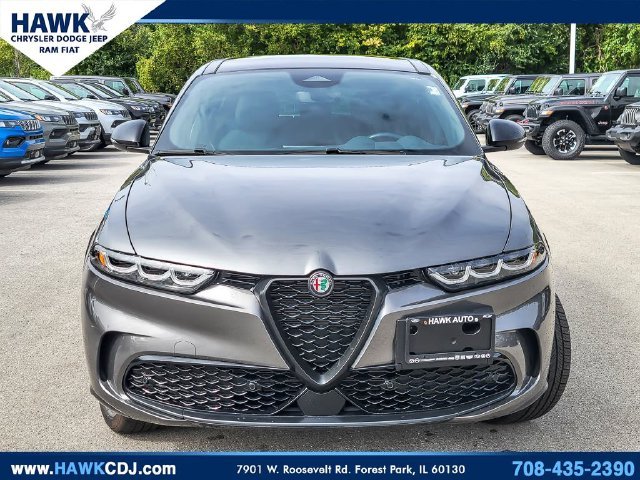 Used 2024 Silver Alfa Romeo Veloce image 4