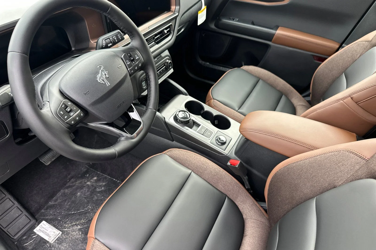 New 2025 Azure Gray Metallic Tri-Coat Ford Outer Banks® image 12