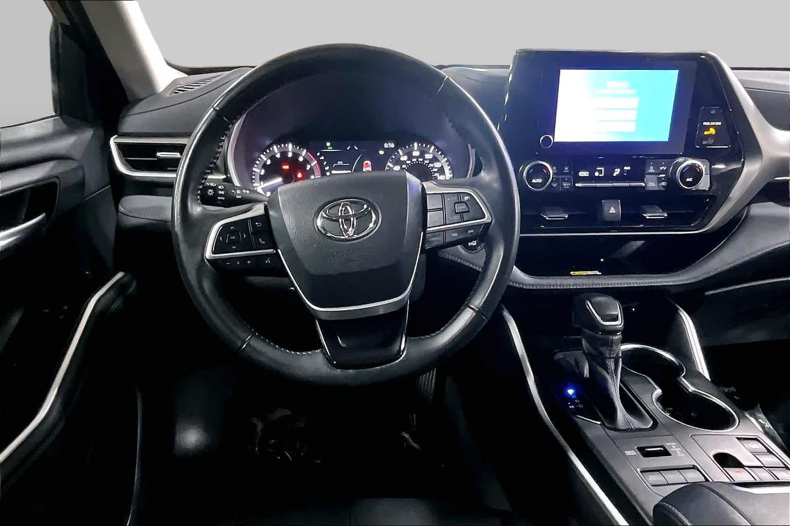 Used 2023 Midnight Black Metallic Toyota XLE image 6