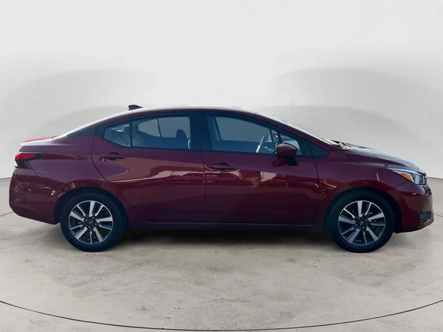 Used 2024 Scarlet Nissan 1.6 SV image 6