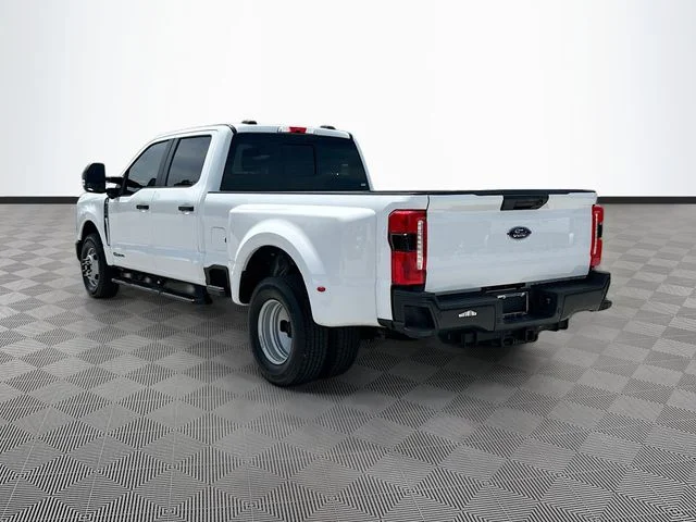 Used 2024 White Ford XL image 7