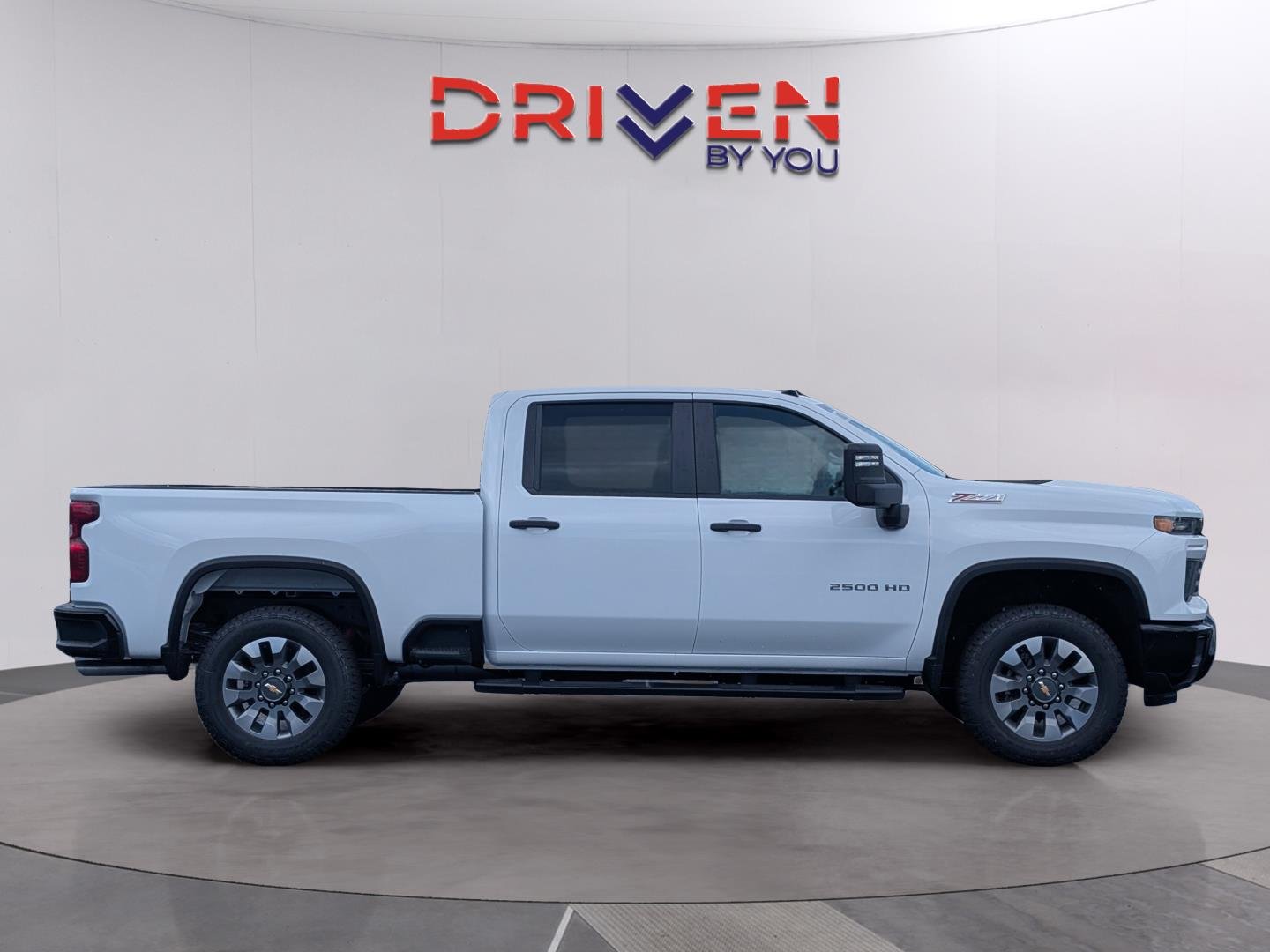 New 2026 Summit White Chevrolet Custom image 6