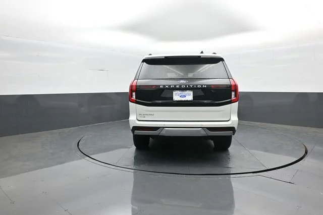 New 2026 Star White Metallic Tri-Coat Ford Platinum® image 6