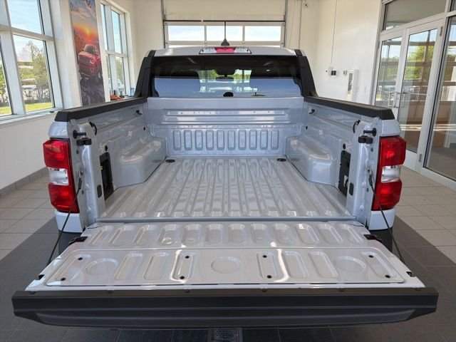 New 2026 Space White Metallic Ford XLT image 10