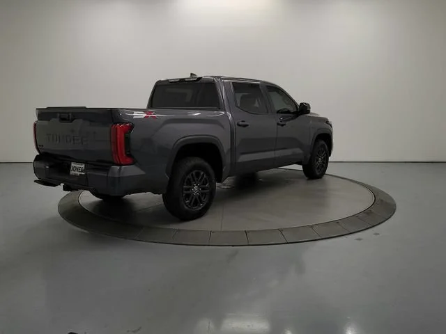 2024 Toyota Tundra SR5 - Photo 7