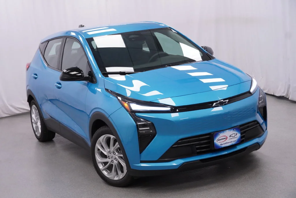 New 2027 Marina Blue Metallic Chevrolet LT image 33