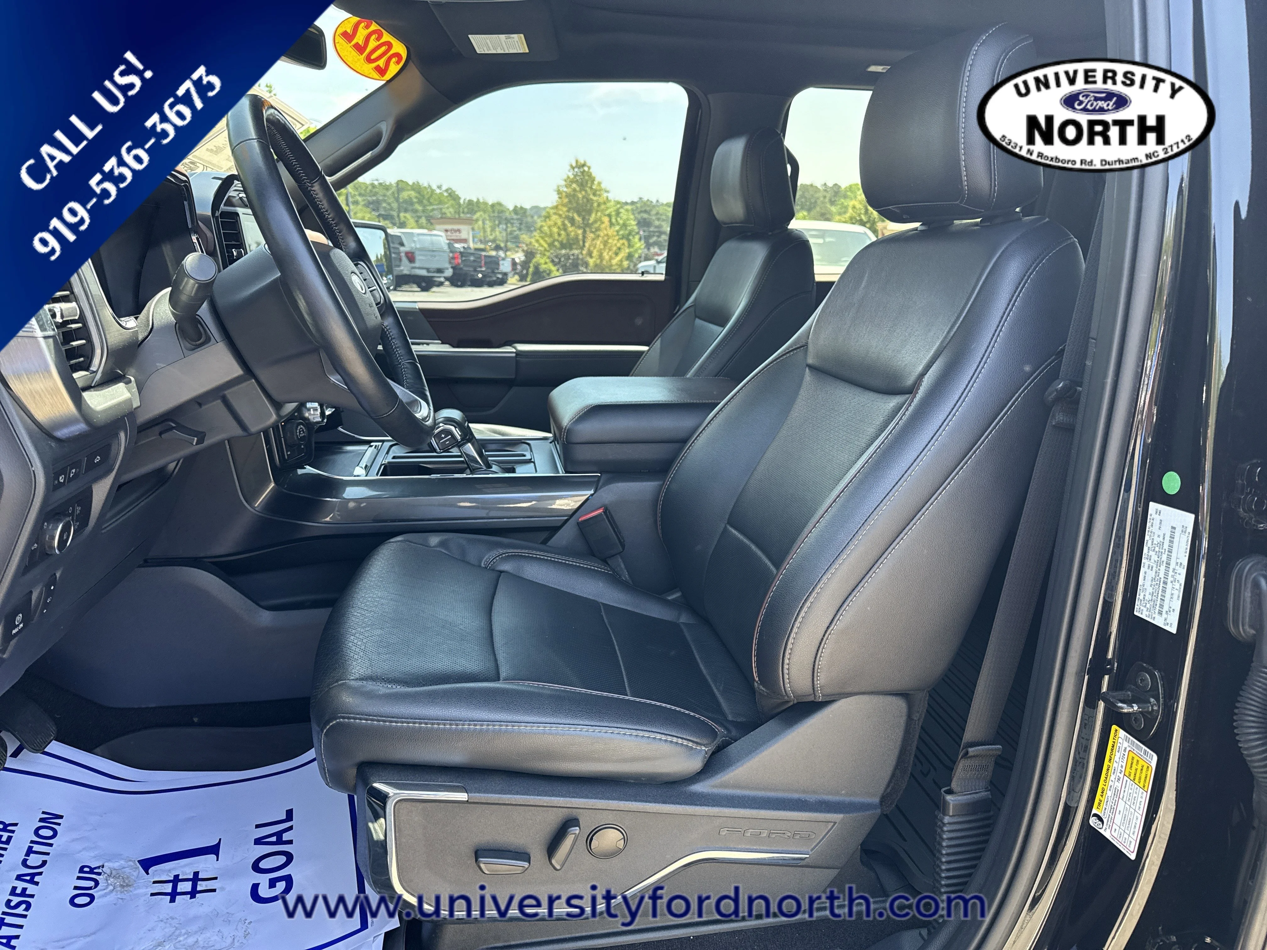 Used 2022 Agate Black Metallic Ford LARIAT image 22