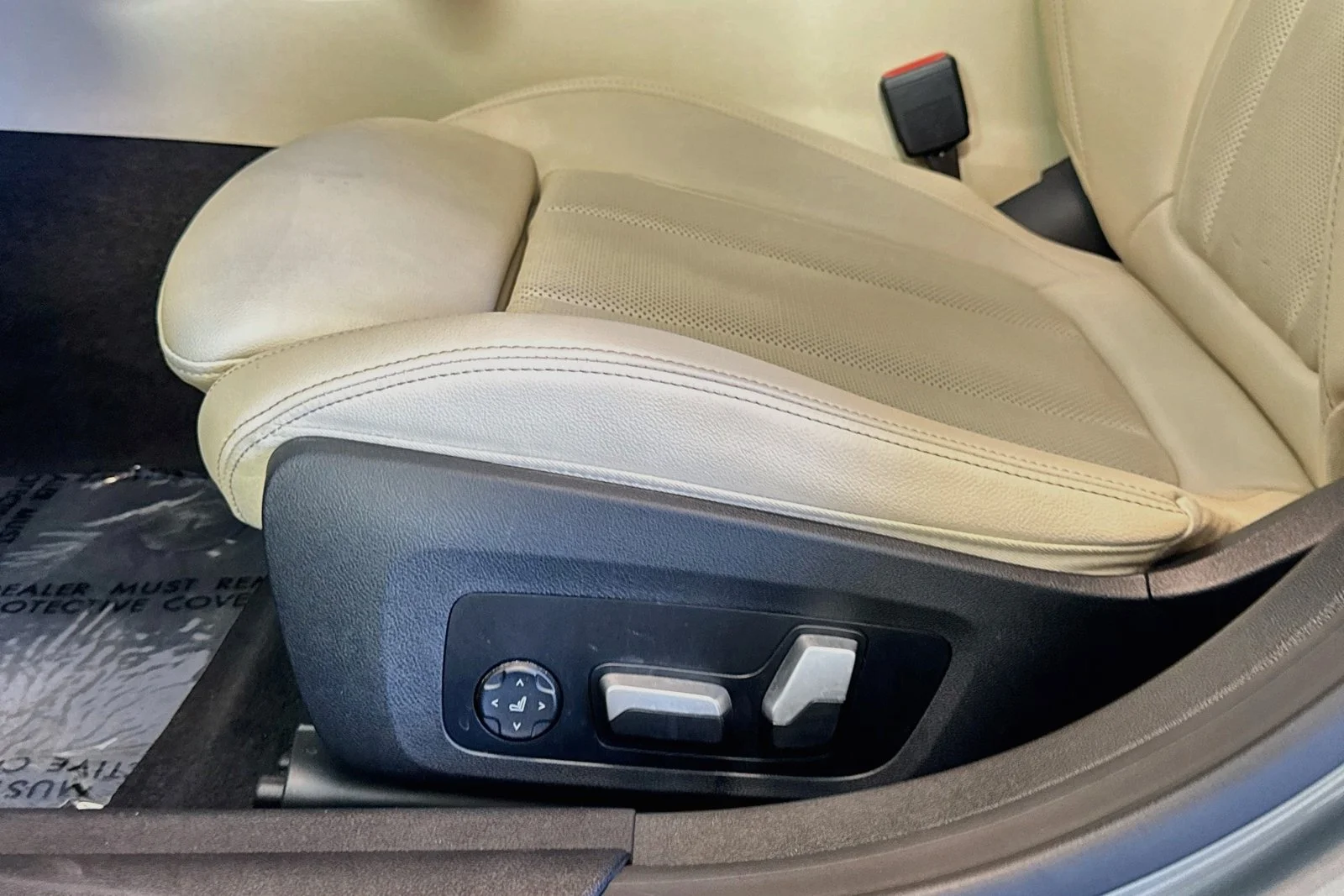 Used 2023 Skyscraper Grey Metallic BMW eDrive40 image 18