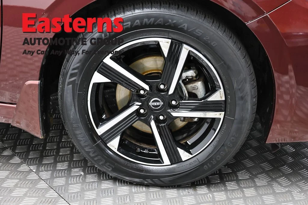 Used 2024 Red Nissan SV image 30