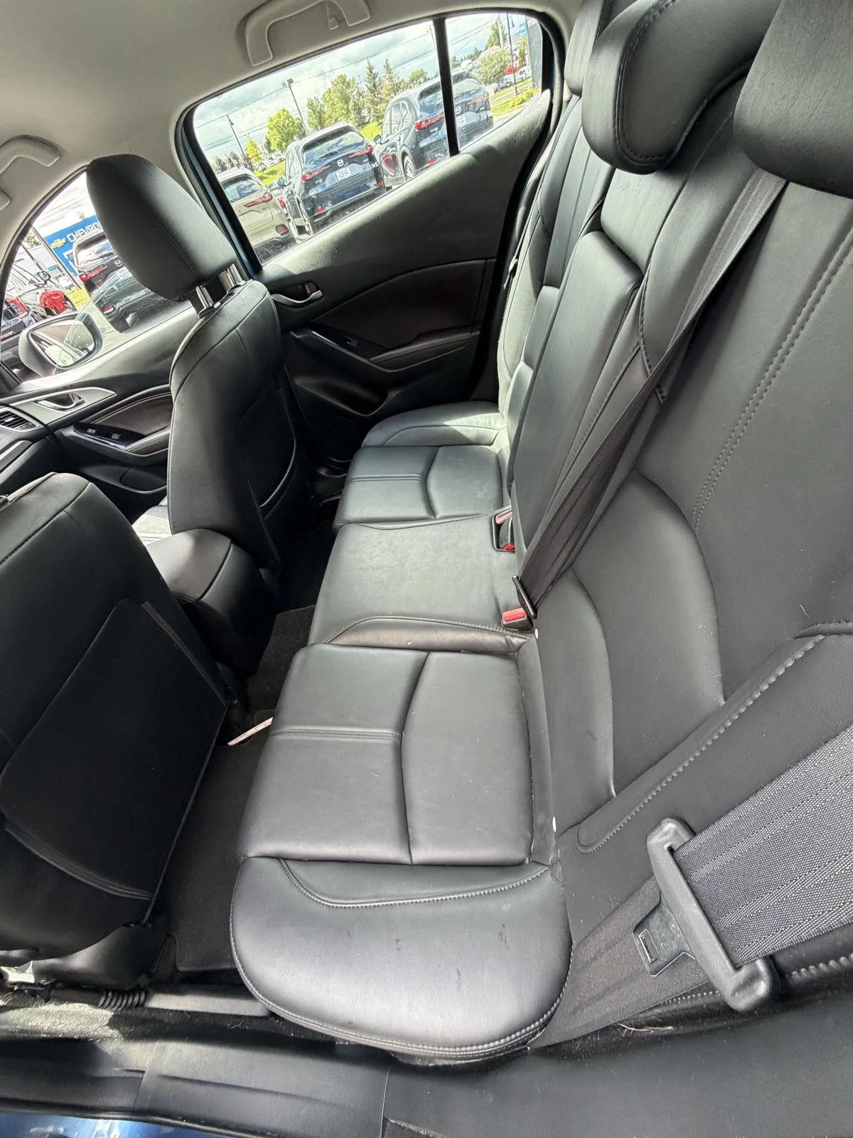 Used 2018 Eternal Blue Mica Mazda Touring image 13