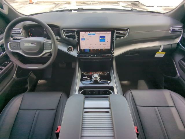 New 2026 Fathom Blue Pearl-Coat Exterior Paint (Late Availability) Jeep Limited Altitude image 19