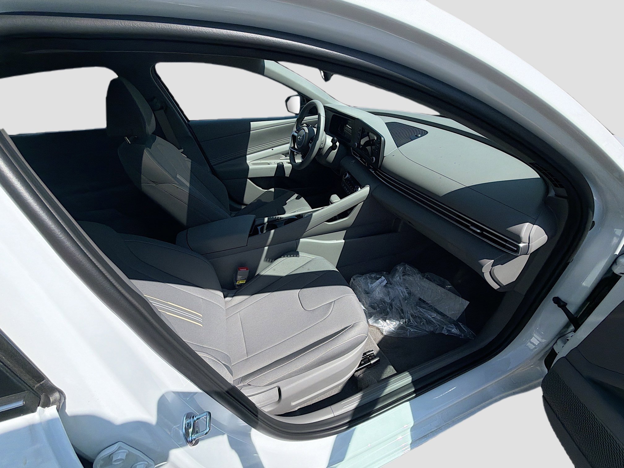 2026 Hyundai Elantra SEL - Photo 44