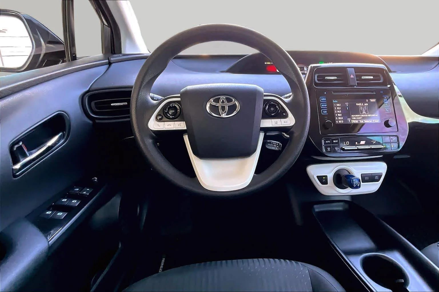 Used 2017 Magnetic Gray Metallic Toyota Two Eco image 6