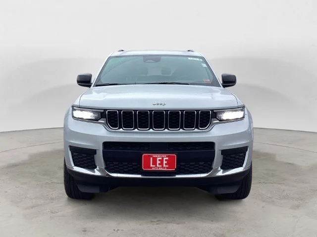 New 2026 Silver Jeep L LAREDO X 4X4 image 8