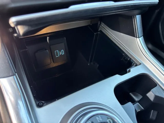 Used 2020 Black Ford XLT image 25