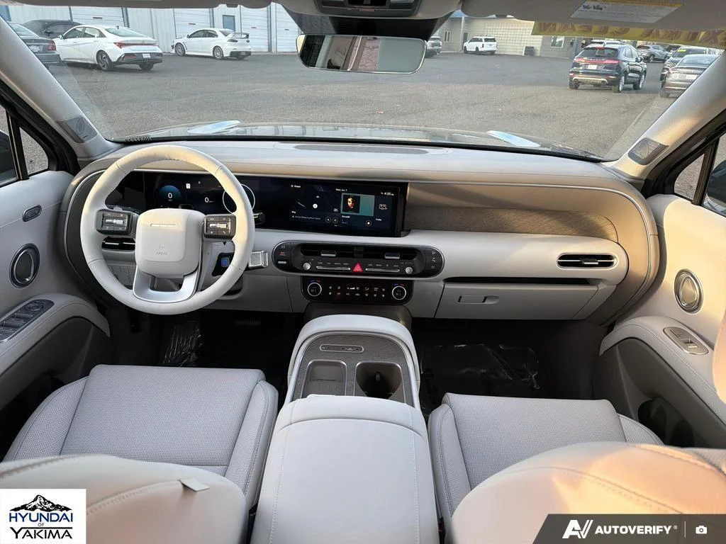 2026 Hyundai Palisade Limited - Photo 25