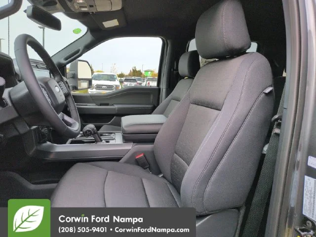 New 2026 Carbonized Gray Metallic Ford XLT image 24