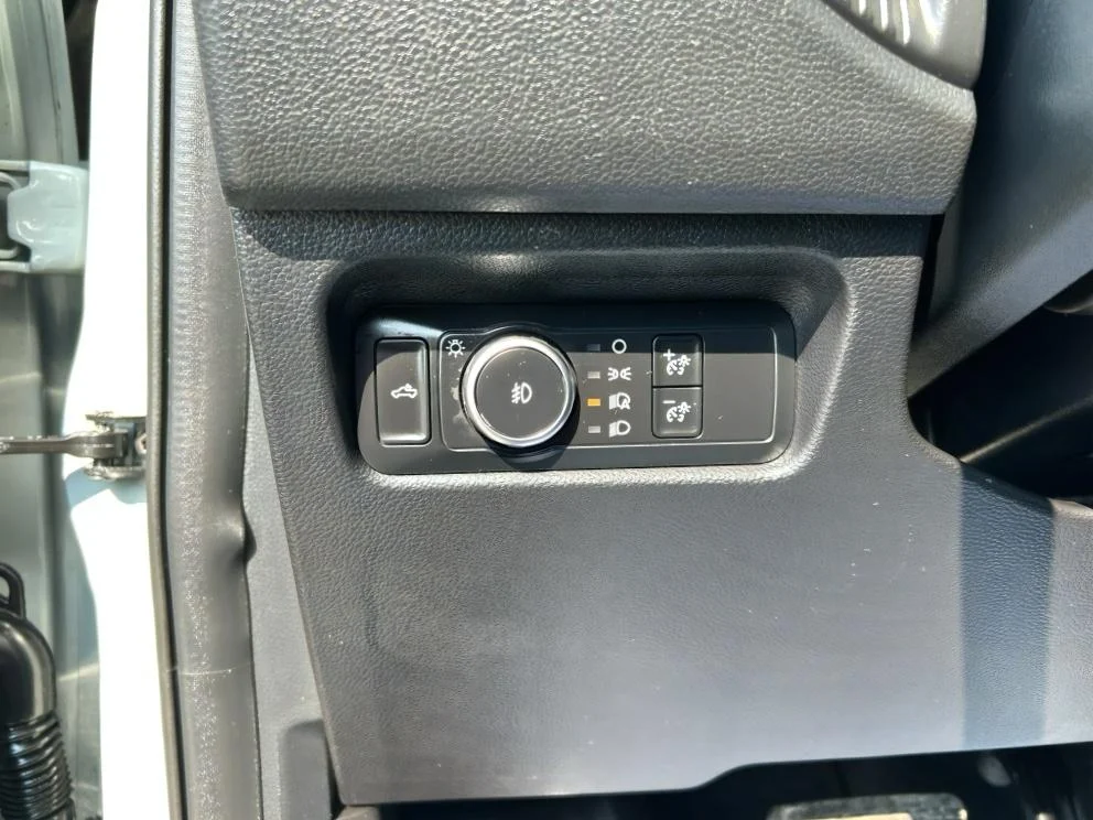 Certified Used 2024 Cactus Ford XLT image 8